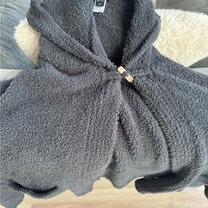 Cozy Gray Hooded blanket Barefoot Dreams